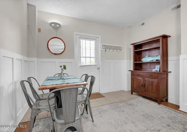 4th image of 8007 8Th St, Surf City, NC 28445 | MLS# 100570015