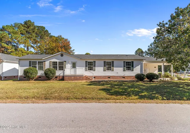 1st image of 1041 Palm Ct Sw, Carolina Shores, NC 28467 | MLS# 100535102