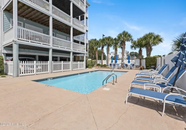 2nd image of 712 Saint Joseph St, Carolina Beach, NC 28428
