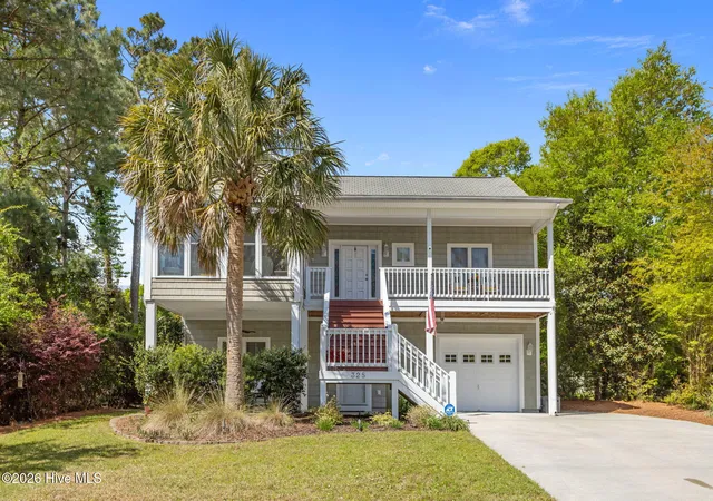 Photo 1 of Single family home for sale at 325 Live Oak St, Emerald Isle, NC 28594 | MLS# 100562020 | Listing updated on 2026-08-18