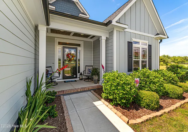 Photo 3 of Single family home for sale at 413 Taylorwood Dr, Beaufort, NC 28516 | MLS# 100585322 | Listing updated on 2026-08-22