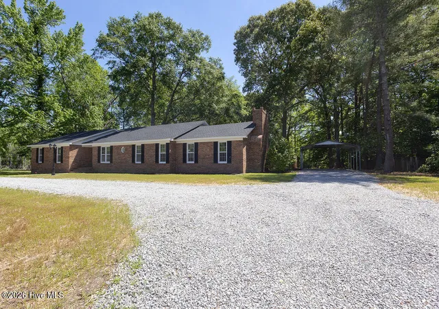 Photo 3 of Single family home for sale at 503 Castleton Dr, Hertford, NC 27944 | MLS# 100572806 | Listing updated on 2026-08-18