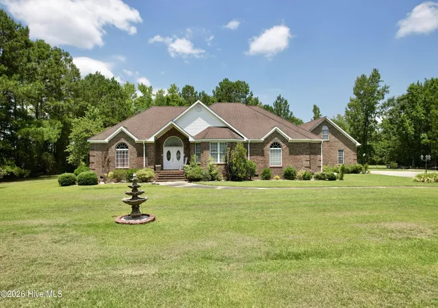 Homes for sale in Tabor City, NC | 20470 Seven Creeks Hwy, Tabor City, NC 28463 | MLS# 100586662