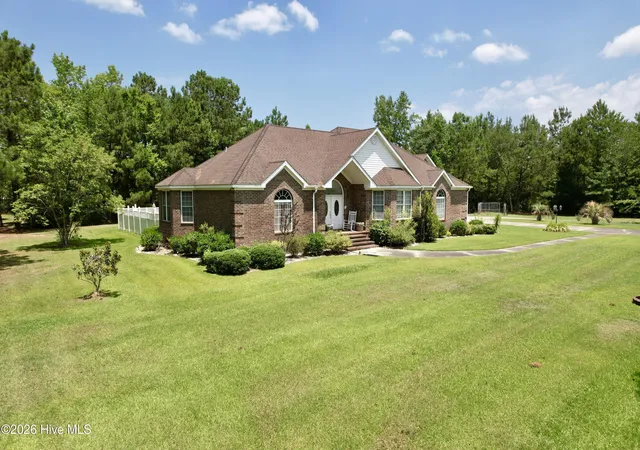 Homes for sale in Tabor City, NC | 20470 Seven Creeks Hwy, Tabor City, NC 28463 | MLS# 100586662