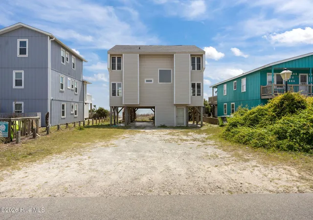 Photo 3 of Single family home for sale at 3909 W Beach Dr, Oak Island, NC 28465 | MLS# 100565925 | Listing updated on 2026-08-18