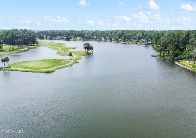 35th image of 444 Lake Shore Dr, Sunset Beach, NC 28468 | MLS# 100583093