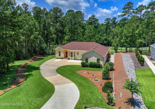Homes for sale in Mc Cormick, SC | 313 Oreda Pl, Mc Cormick, SC 29835 | MLS# 100585590