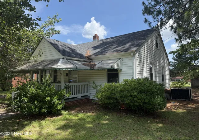 Homes for sale in Ahoskie, NC | 315 Cherry St, Ahoskie, NC 27910 | MLS# 100585896