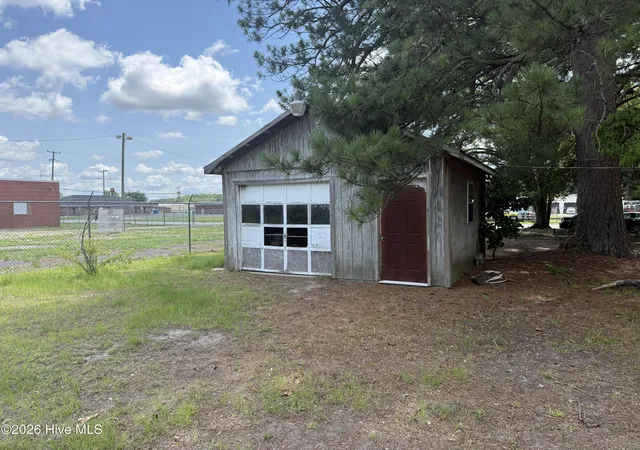 Homes for sale in Ahoskie, NC | 315 Cherry St, Ahoskie, NC 27910 | MLS# 100585896