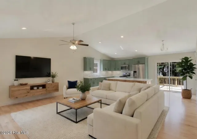 Photo 2 of Single family home for sale at 112 Fir Ridge Ln, Beaufort, NC 28516 | MLS# 100599752 | Listing updated on 2026-09-03