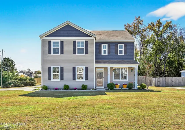 Photo 1 of Single family home for sale at 221 Cheswick Dr, Holly Ridge, NC 28445 | MLS# 100539677 | Listing updated on 2026-08-18