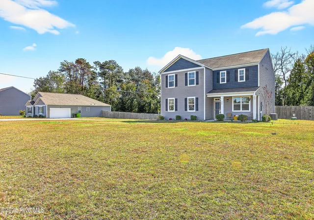 Photo 3 of Single family home for sale at 221 Cheswick Dr, Holly Ridge, NC 28445 | MLS# 100539677 | Listing updated on 2026-08-18