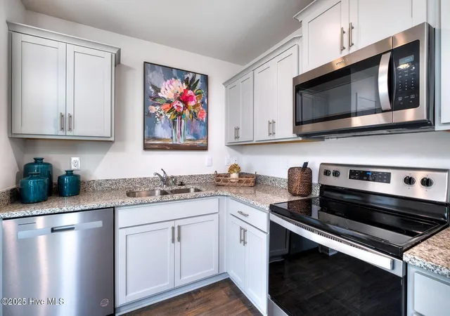 Photo 4 of Single family home for sale at 1238 Skystone Loop NE #Lot 73, Supply, NC 28462 | MLS# 100545701 | Listing updated on 2026-10-29