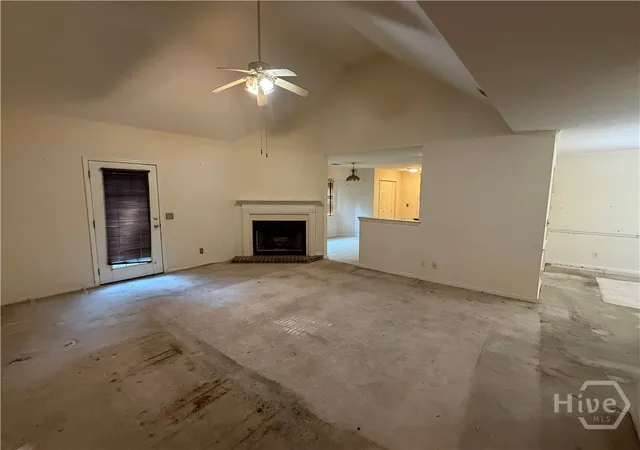 Homes for sale in Savannah, GA | 126 Rose Dhu Wy, Savannah, GA 31419 | MLS# SA358161