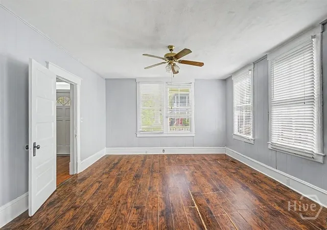 Listing Photo 5 - Condo for sale in building located at 709 E 35th St, Savannah, GA 31401