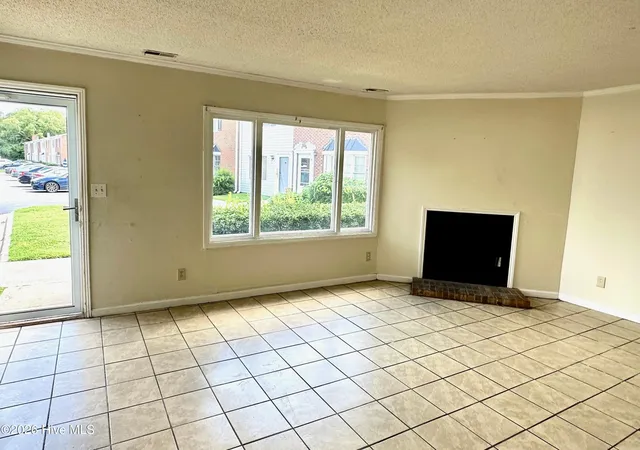 Photo 4 of Townhouse for sale at 100 Kristin Dr #B7, Greenville, NC 27834 | MLS# 100595336 | Listing updated on 2026-09-23