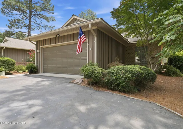 Photo 2 of Townhouse for sale at 160 Fairway Dr, Pinehurst, NC 28374 | MLS# 100585256 | Listing updated on 2026-08-18