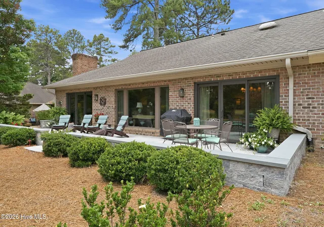 Photo 4 of Townhouse for sale at 160 Fairway Dr, Pinehurst, NC 28374 | MLS# 100585256 | Listing updated on 2026-08-18