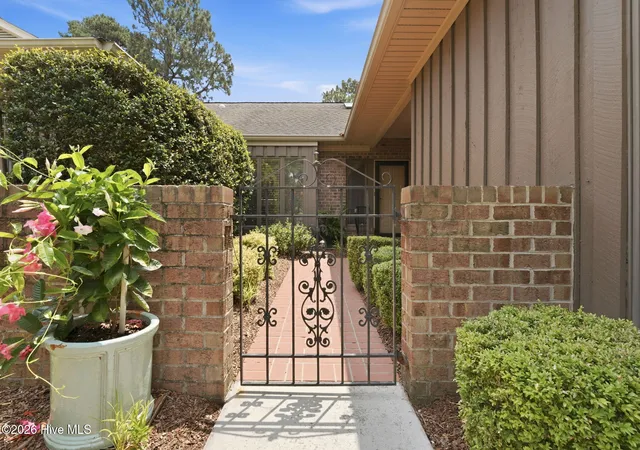Photo 5 of Townhouse for sale at 160 Fairway Dr, Pinehurst, NC 28374 | MLS# 100585256 | Listing updated on 2026-08-18
