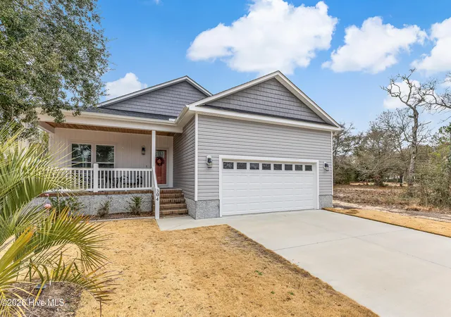 2nd image of 304 W Oak Island Dr, Oak Island, NC 28465 | MLS# 100554895
