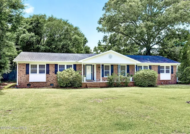 Photo 1 of Single family home for sale at 102 La Salle St, Wilmington, NC 28411 | MLS# 100584189 | Listing updated on 2026-09-10
