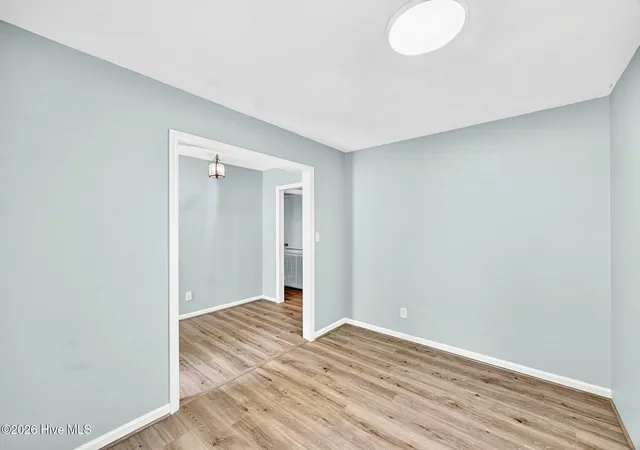Photo 4 of Single family home for sale at 102 La Salle St, Wilmington, NC 28411 | MLS# 100584189 | Listing updated on 2026-09-10
