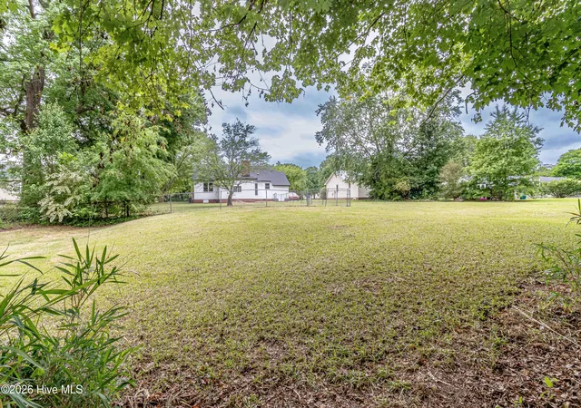 5th image of 1866 Century Dr, Greenville, NC 27834 | MLS# 100580768