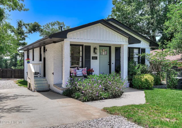 Photo 3 of Single family home for sale at 1121 Ridgecrest Ave, North Augusta, SC 29841 | MLS# 100579981 | Listing updated on 2026-08-18