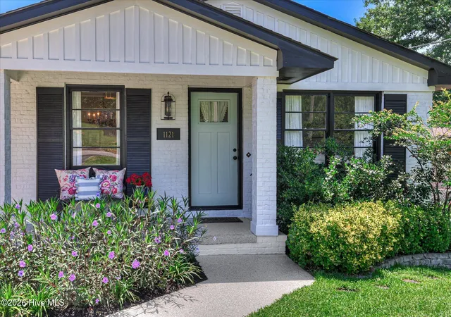 Photo 4 of Single family home for sale at 1121 Ridgecrest Ave, North Augusta, SC 29841 | MLS# 100579981 | Listing updated on 2026-08-18