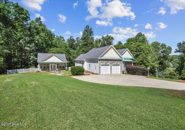 Photo 3 of Single family home for sale at 295 Brady Dr, Clayton, NC 27520 | MLS# 100586404 | Listing updated on 2026-09-20