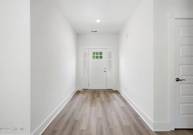 Photo 3 of Single family home for sale at 1831 Caracara Dr, New Bern, NC 28560 | MLS# 100563085 | Listing updated on 2026-08-31