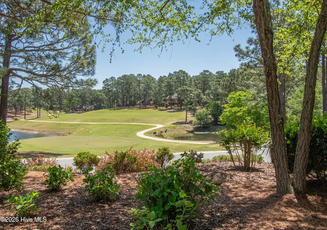 Photo 3 of Single family home for sale at 15 Shenecossett Ln, Pinehurst, NC 28374 | MLS# 100571334 | Listing updated on 2026-08-18
