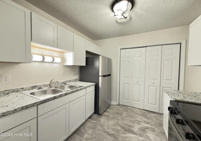 4th image of 6 Lakewood Ct, Jacksonville, NC 28546 | MLS# 100569129