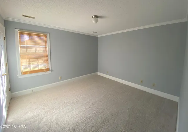 Photo 11 of Single family home for sale at 2302 Stirrup Ct, Greenville, NC 27858 | MLS# 100571471 | Listing updated on 2026-10-07