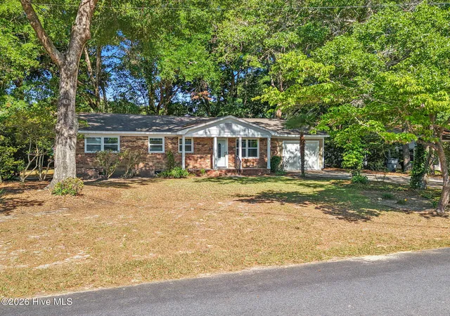Homes for sale in Ocean Isle Beach, NC | 1646 Waterway Dr Sw, Ocean Isle Beach, NC 28469 | MLS# 100576349