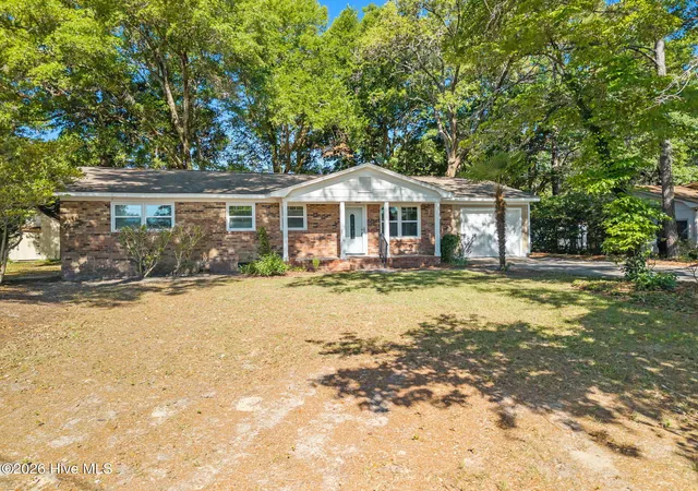 Homes for sale in Ocean Isle Beach, NC | 1646 Waterway Dr Sw, Ocean Isle Beach, NC 28469 | MLS# 100576349