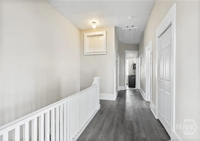 Listing Photo 4 - Condo for sale in building located at 506 W - 512 42nd St, Savannah, GA 31415