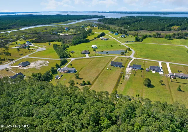 3rd image of 303 Mayflower Dr, Newport, NC 28570 | MLS# 100579870