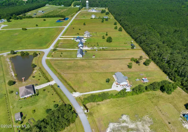 5th image of 303 Mayflower Dr, Newport, NC 28570 | MLS# 100579870
