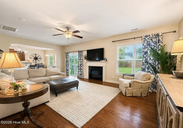 Photo 4 of Single family home for sale at 589 Aurora Pl, Hampstead, NC 28443 | MLS# 100585691 | Listing updated on 2026-09-15