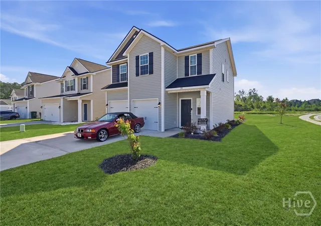 3rd image of 113 Battalion Ln, Hinesville, GA 31313 | MLS# SA354292