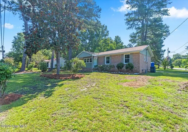 Photo 3 of Single family home for sale at 648 Railroad St, Warrenton, GA 30828 | MLS# 100596339 | Listing updated on 2026-10-05