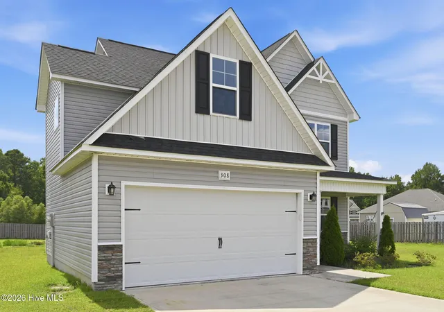 Photo 3 of Single family home for sale at 308 Sunrose Dr, Maysville, NC 28555 | MLS# 100587558 | Listing updated on 2026-09-10