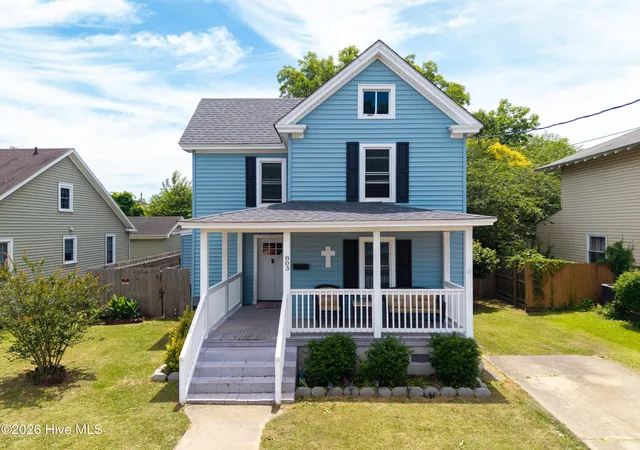 1st image of 803 Maple St, Elizabeth City, NC 27909 | MLS# 100581090