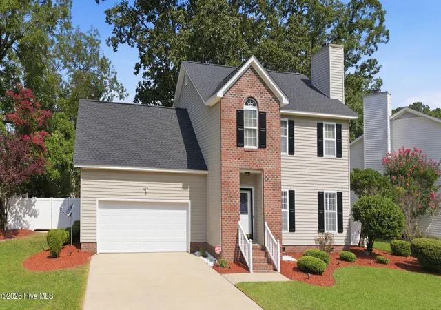 Photo 2 of Single family home for sale at 2110 Sir Raleigh Ct, Greenville, NC 27858 | MLS# 100596585 | Listing updated on 2026-09-21