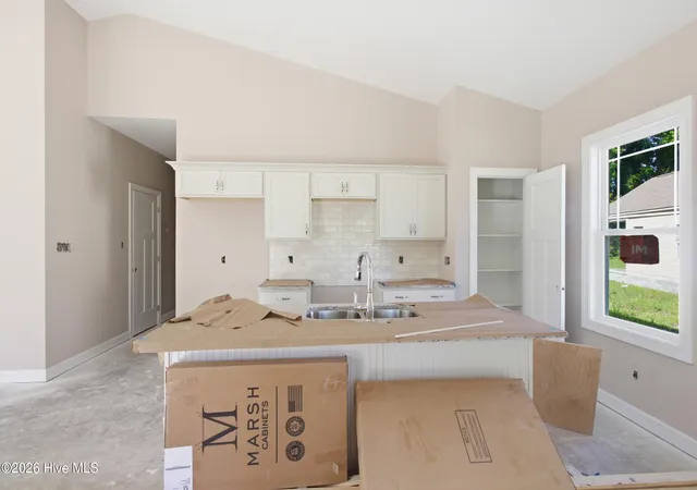 Photo 4 of Single family home for sale at 312 Camp Crk Dr, Oriental, NC 28571 | MLS# 100594795 | Listing updated on 2026-08-18