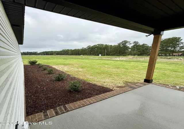 Photo 18 of Single family home for sale at 400 Mossy Cup Ln, Aberdeen, NC 28315 | MLS# 100576346 | Listing updated on 2026-08-18