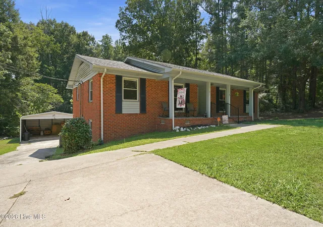 Photo 2 of Single family home for sale at 112 Marilyn Ave, Rockingham, NC 28379 | MLS# 100599737 | Listing updated on 2026-09-05