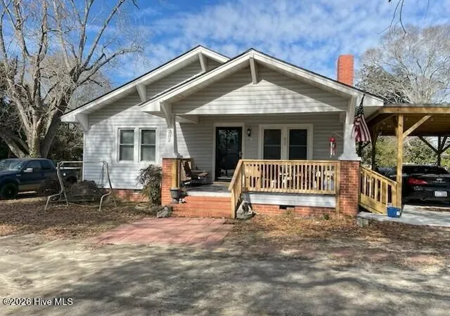 Photo 1 of Single family home for sale at 302 W Wilmington St, Burgaw, NC 28425 | MLS# 100566509 | Listing updated on 2026-08-18