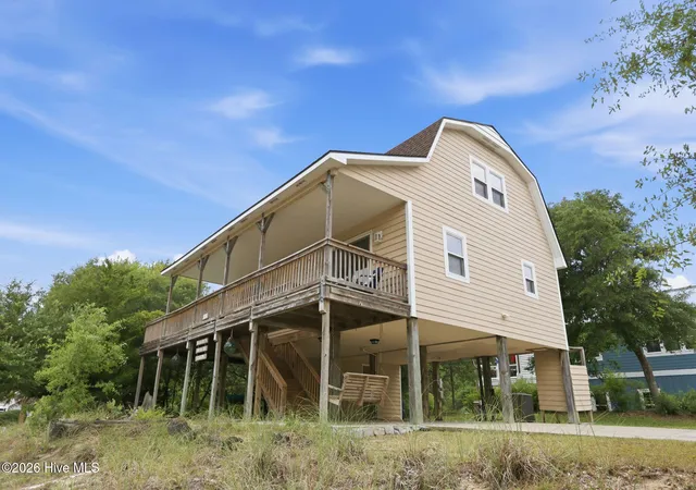 5th image of 136 Sea Dunes Dr, Emerald Isle, NC 28594 | MLS# 100586543